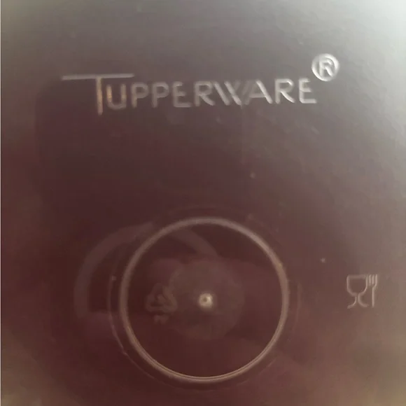 Tupperware Mixing Bowl - Picture 4 of 4